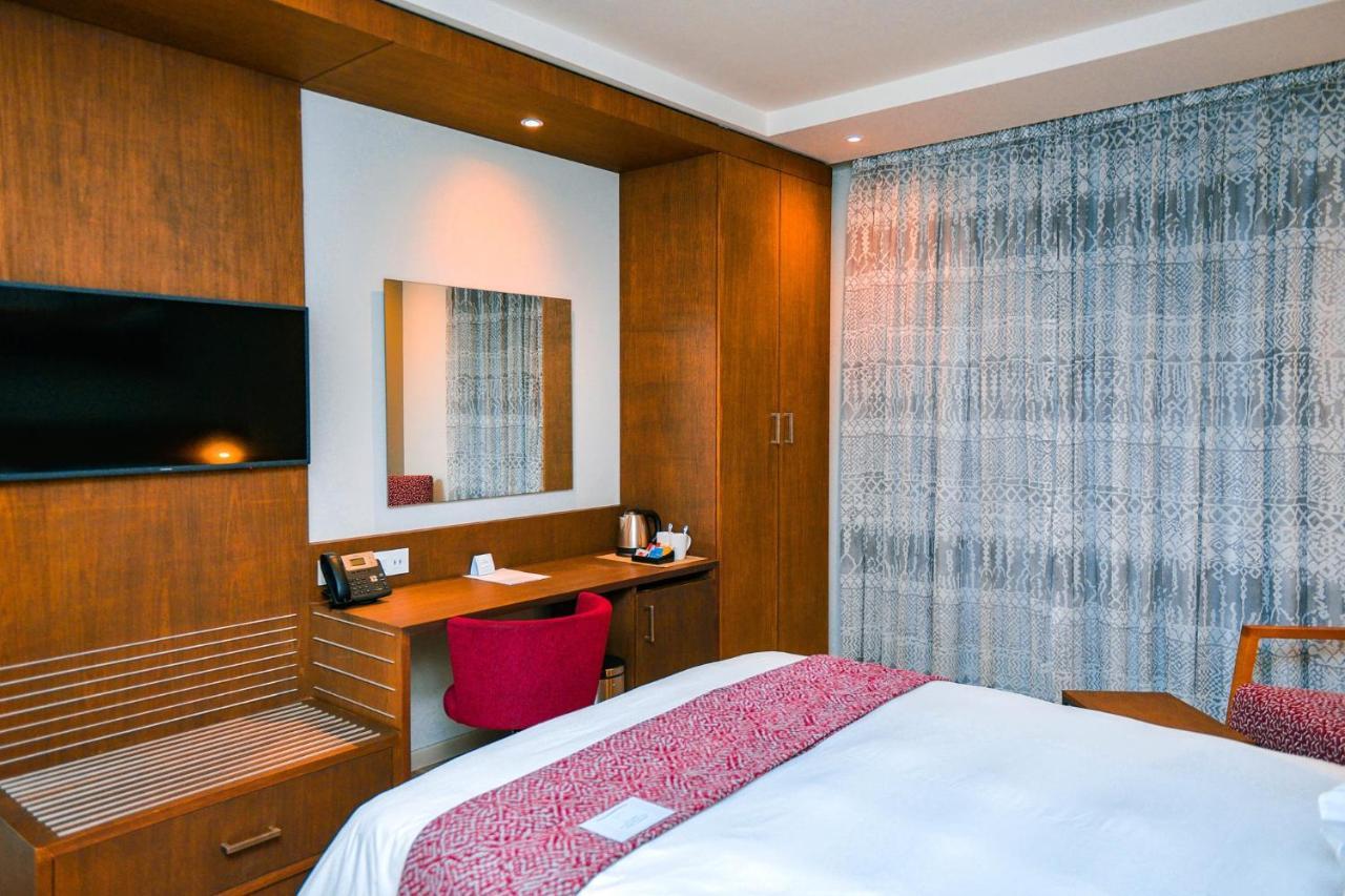 Отель Crowne Plaza - Dar Es Salaam By Ihg Экстерьер фото