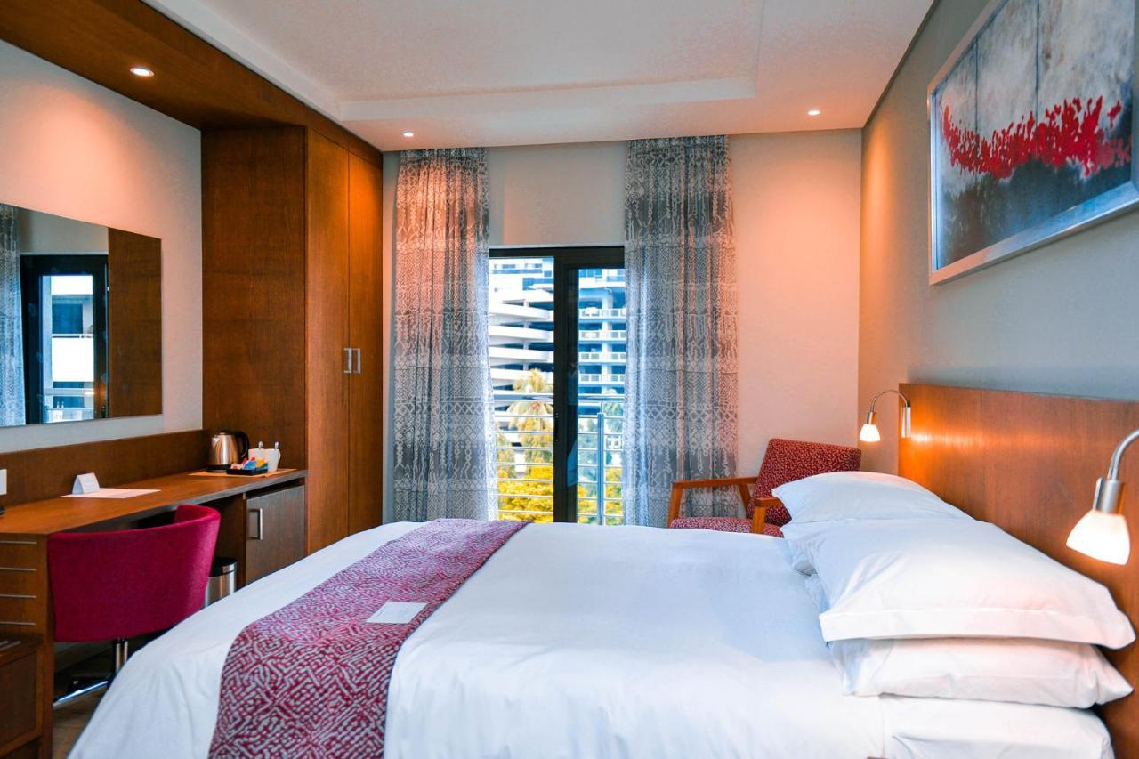Отель Crowne Plaza - Dar Es Salaam By Ihg Экстерьер фото