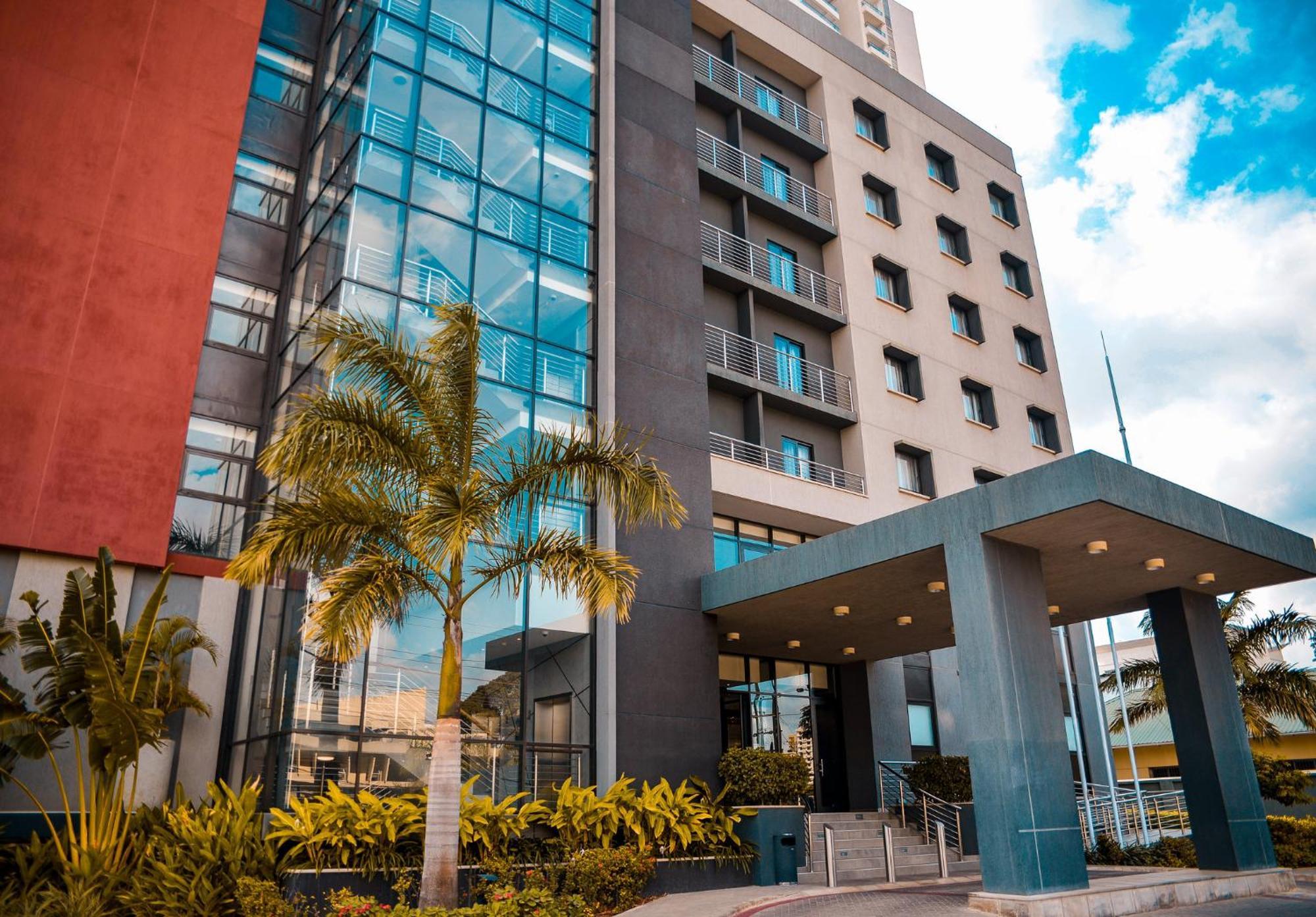 Отель Crowne Plaza - Dar Es Salaam By Ihg Экстерьер фото
