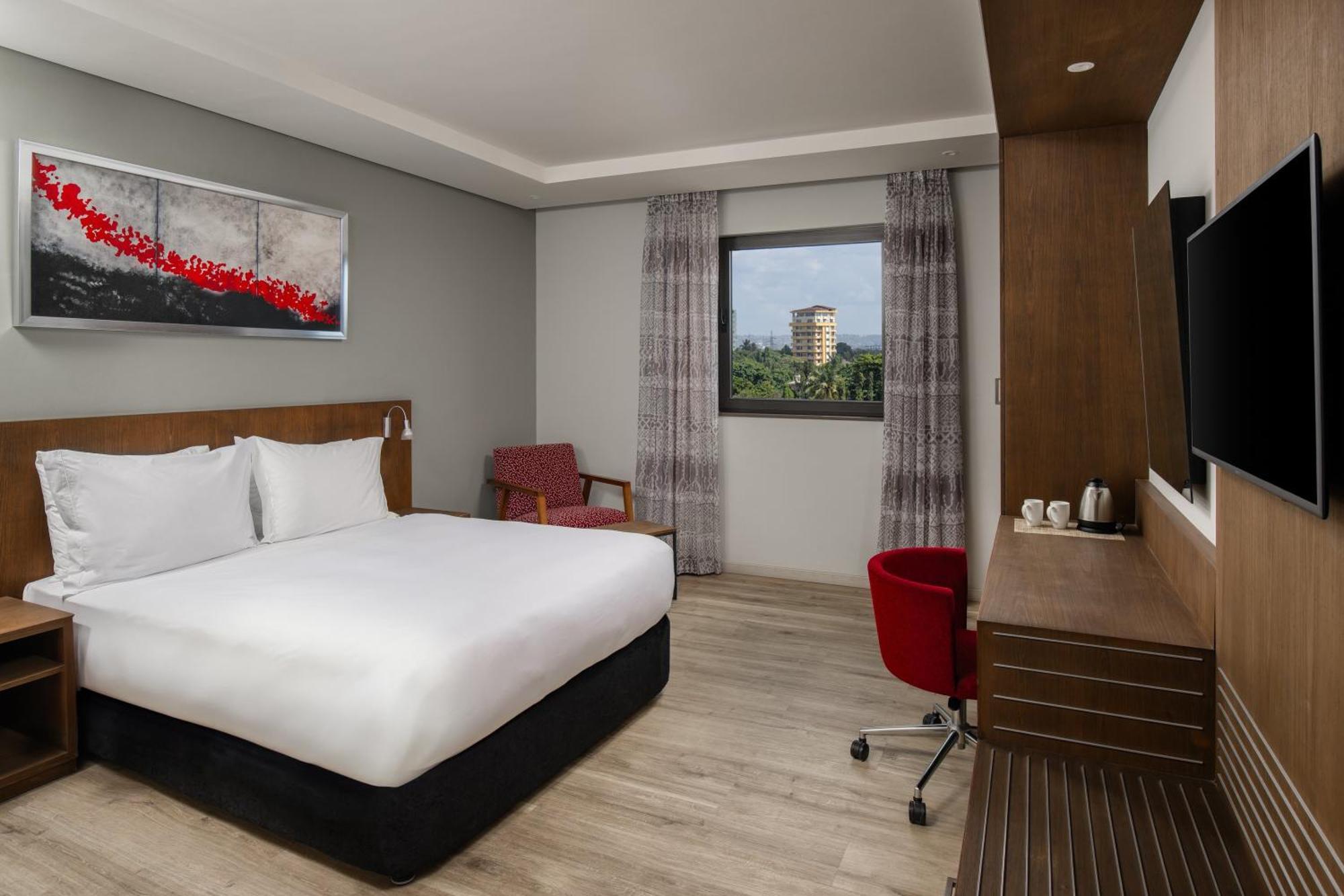 Отель Crowne Plaza - Dar Es Salaam By Ihg Экстерьер фото