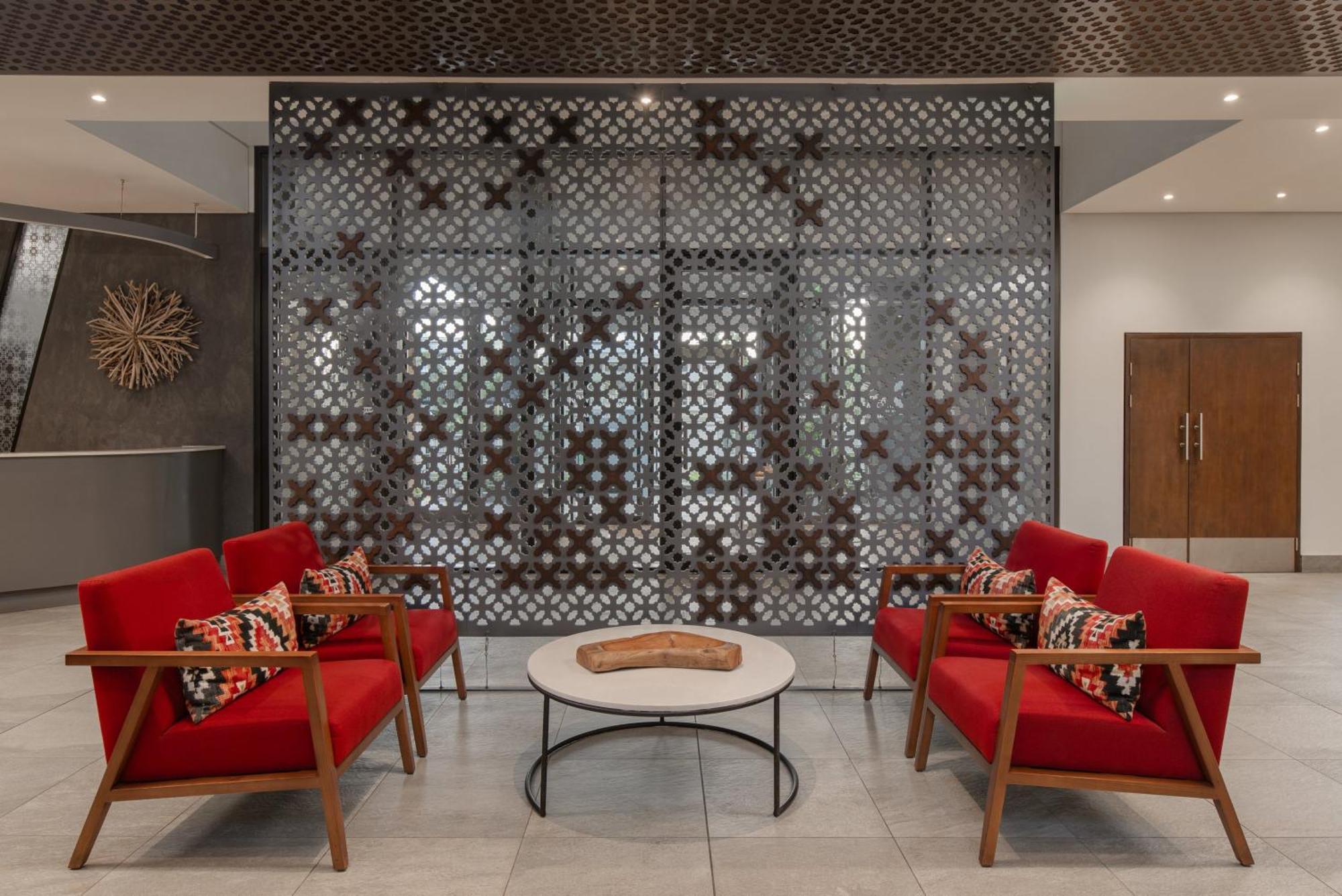 Отель Crowne Plaza - Dar Es Salaam By Ihg Экстерьер фото